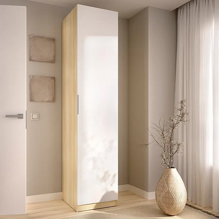 Dekit Armario para ropa Emax - L x An x Al: 51,4 x 45,5 x 203,5 cm, Roble claro/Blanco - Armario alto y estrecho blanco y de madera clara con tirador plateado.