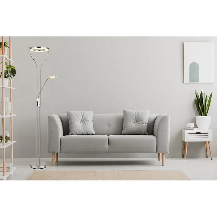 Globo LED-Stehleuchte Ebro - 20 W, Silber, Warmweiß, L x B x H: 35 x 30 x 194 cm - Silberne Stehlampe mit Ring-Hauptlicht und verstellbarer Leselampe in einem modernen Wohnzimmer.