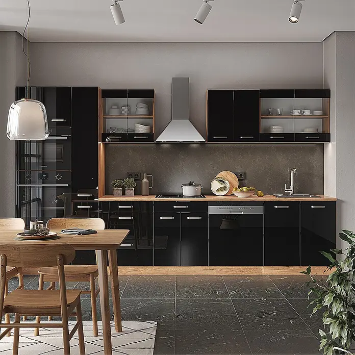 Vicco Küchenzeile R-Line Schwarz Hochglanz mit Hochschrank, ohne Arbeitsplatte - Breite: 350 cm, Schwarz Hochglanz, Ohne Elektrogeräte - Moderne Küche mit glänzend schwarzen Schränken, hellen Holz-Arbeitsplatten, integrierten Geräten und Essbereich.