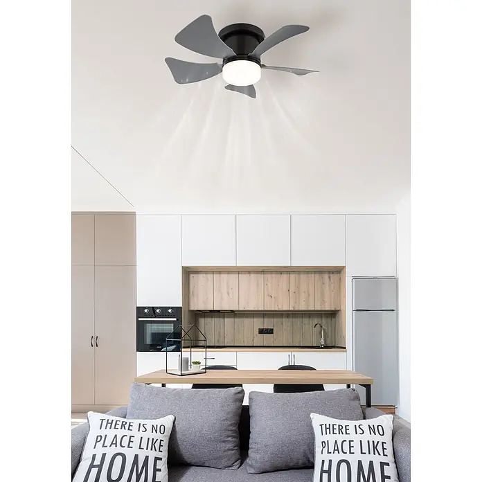 Globo Ventilador de techo Hines - 40,6 mm - Ventilador de techo moderno negro y gris con luz LED integrada, iluminando una cocina/comedor moderno.