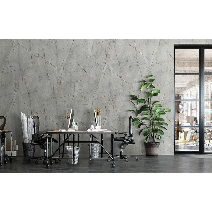 Wallface Wandpaneel 25894 LIMESTONE Grey Nature Wandpaneel in Stein Optik matt grau 2,6 m2 - gold, 2.600 x 1.000 mm - Graue Steinwandverkleidung mit brauner Äderung, in einem modernen Büro installiert.