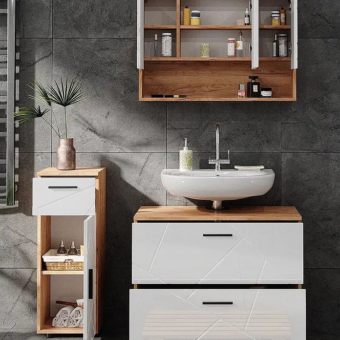 Vicco Badmöbel-Set Irma Weiß Hochglanz 3 Teile, mit Schubladenschrank und Midischrank - Weiß Hochglanz, Glänzend - Modernes Badezimmerschrank-Set: weiße Fronten mit Geometriemuster, Holzdetails. Enthält Waschbeckenunterschrank, Hochschrank und Wandschrank.