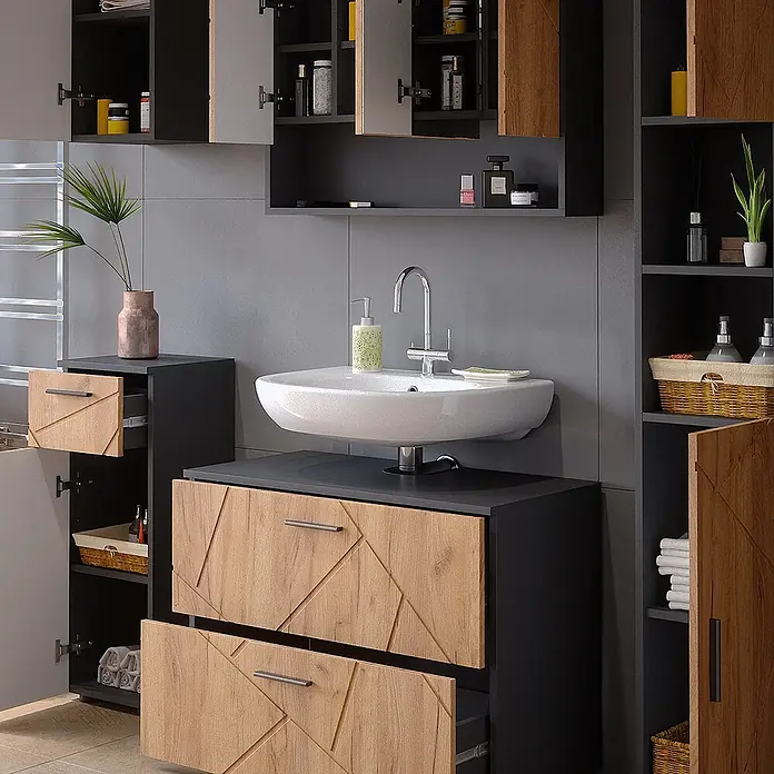 Vicco Badmöbel-Set Irma Goldkraft Eiche/Anthrazit 5 Teile - Gesamtbreite Badmöbel: 140 cm, Goldkraft Eiche, Matt - Moderner Badschrank mit dunkelgrauem Rahmen und strukturierten hellen Holzfronten, inklusive weißem Waschbecken und integrierten Schränken.