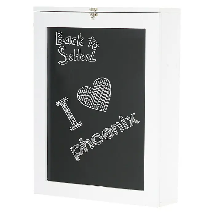 Phönix Wandschreibtisch YorkL x B x H: 60 x 75,5 x 149 cm, Weiß/Schwarz - Ein charmantes, weißes Wandregal mit einer Tafel, die mit "Back to School" und "I love Phoenix" beschriftet ist, ideal für Notizen und Dekoration.