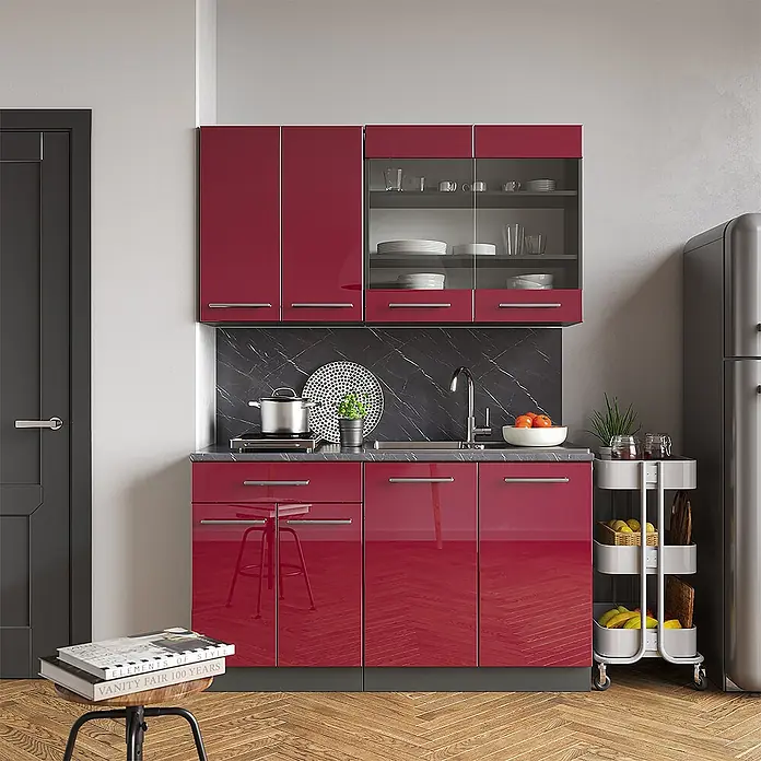Vicco Singleküche Fame-Line Bordeaux Hochglanz/Anthrazit, AP Eiche - Breite: 140 cm, Bordeaux Hochglanz, Mit AP Eiche - Moderne rote Hochglanz-Küchenzeile mit schwarzer Marmor-Rückwand, Spüle und Arbeitsplatte.