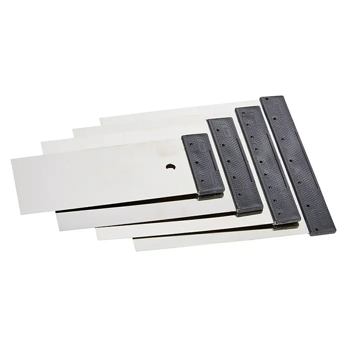 swingcolor Spachtel-Set - Geeignet für: Putzauftrag, Edelstahl - Das Bild zeigt ein Set verschiedener Edelstahl- und Kunststoffspachteln in unterschiedlichen Größen für Bauarbeiten.