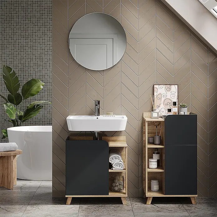 Vicco Badmöbel-Set Karen Sonoma/Anthrazit 3 Teile, mit Midischrank - Gesamtbreite Badmöbel: 110 cm, Sonoma, Matt - Moderner Bad-Waschtisch mit weißem Waschbecken und passendem Hochschrank, helle Holzrahmen und schwarze Blenden im Badezimmer.