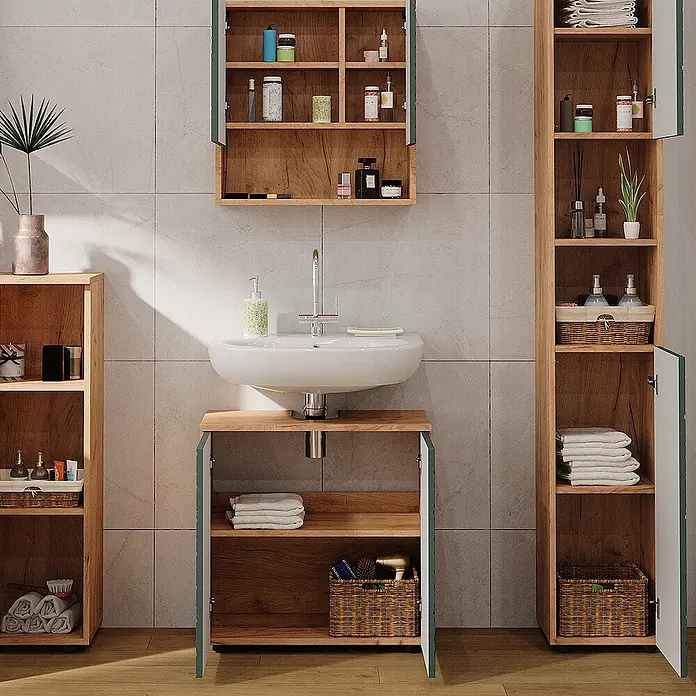 Vicco Badmöbel-Set Irma Grün/Goldkraft Eiche 4 Teile, mit Hochschrank - Gesamtbreite Badmöbel: 120 cm, Grün, Matt - Badezimmer-Set in Holzoptik: Wandschrank, Waschbeckenunterschrank, zwei Hochschränke mit grünen Details, für Utensilien/Handtücher.