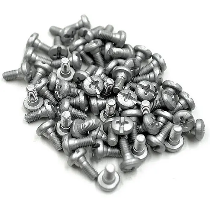 Genisys Ersatzmesser-Set für Mähroboter - Passend für: Gardena, Husqvarna Automower, Yard Force, Segway, 30 Stk. - Stapel kleiner silberner Metallschrauben mit Linsenkopf und Kreuzschlitz.