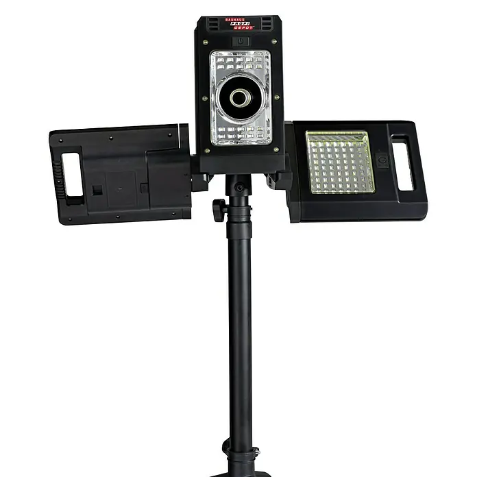 Profi Depot LED-Strahler - 8.000 lm, 6.000 K - 7.000 K, L x B x H: 1,14 x 1,32 x 2,25 m, IP54 - Die tragbare LED-Baustellenlampe mit Stativ bietet eine helle und flexible Beleuchtung für jede Baustelle.