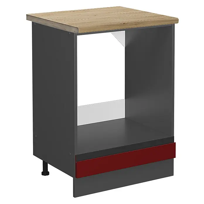 Vicco Schrankküche R-Line Rot J-Shape, AP Eiche - Rot, Herdumbauschrank 60 cm grifflos AP Eiche - Dunkelgrauer Küchenunterschrank mit heller Holzplatte, offenem Fach für Geräte und roter Zierleiste am Sockel.