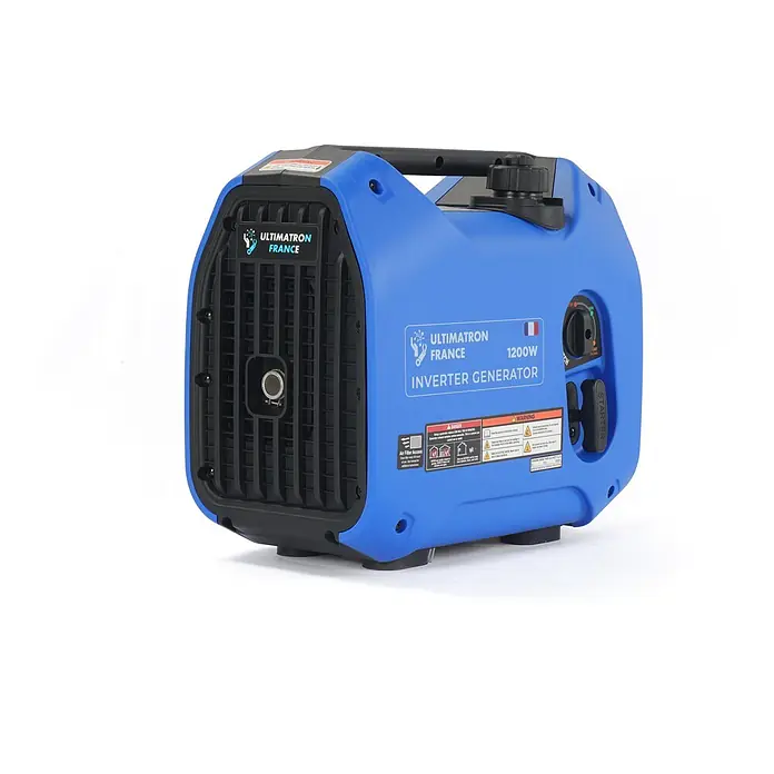 Ultimatron France Stromerzeuger ULT-1200 - Nennleistung: 1 kW, Tankvolumen: 2,2 l, Verbrauch: 0,75 l/h - Blauer Ultimatron France 1200W Inverter-Generator mit schwarzem Griff und Bedienfeld.