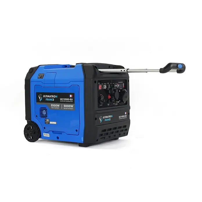 Ultimatron France Stromerzeuger ULT-5500 - Nennleistung: 5 kW, Tankvolumen: 12 l, Verbrauch: 2,6 l/h - Blauer und schwarzer Ultimatron Inverter-Generator mit Rädern und ausziehbarem Griff, Steuerung und Leistungsangaben.