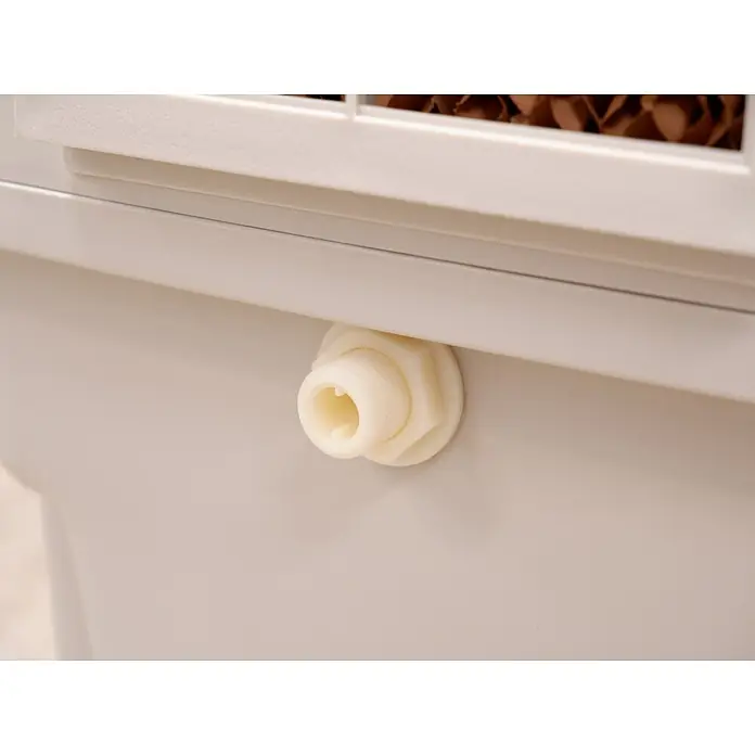 MConfort Climatizador evaporativo PRO IC12000 - Blanco, Altura: 135 cm, 440 W, 70 litros - Tapón de drenaje de plástico blanco roscado en el lateral de un enfriador evaporativo.