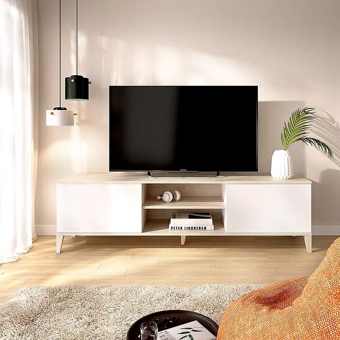 Dekit Mueble para TV Boston - L x An x Al: 39,9 x 150 x 48,1 cm, Natural/Blanco - Mueble de TV blanco y madera clara con estantes abiertos y armarios cerrados, sosteniendo un televisor en un salón moderno.