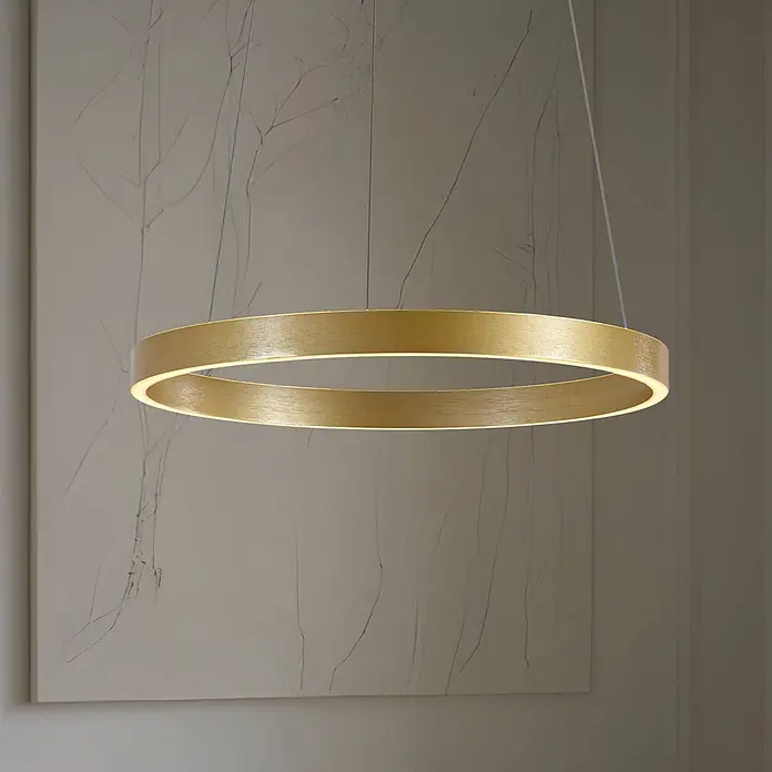 Lucande Pendelleuchte Yonam - L x B x H: 60 x 60 x 4,5 cm, messing / gold, gold, weiß - Goldfarbene runde LED-Pendelleuchte.
