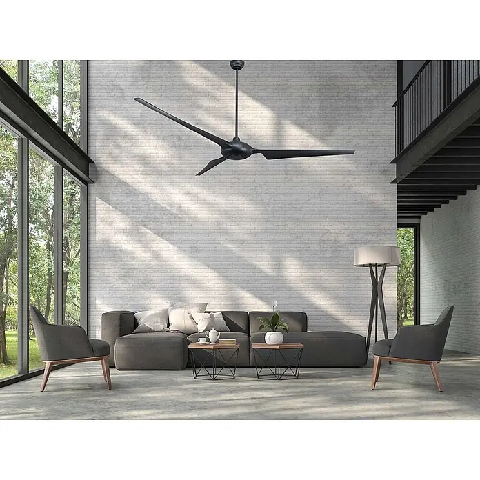 Vam Deckenventilator SPACE WI-FI schwarz 193 cm - schwarz, 1.930 mm, 45 W - Großer schwarzer Deckenventilator mit drei Blättern in einem modernen Wohnzimmer mit hoher Decke.