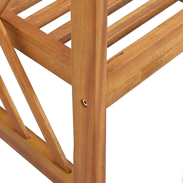 Furnicato Gartenbank - Braun - Detail eines Holzmöbels mit Pfosten, Querlatten und Schraubenloch. Aus mittelbraunem Holz.