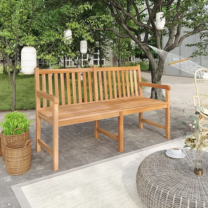 Furnicato Gartenbank Teak-Hartholz lackiert - B x T x H: 150 x 60 x 90 cm, Braun - Zweisitzige Holzgartenbank auf einer Terrasse, bereit für Entspannung im Freien.