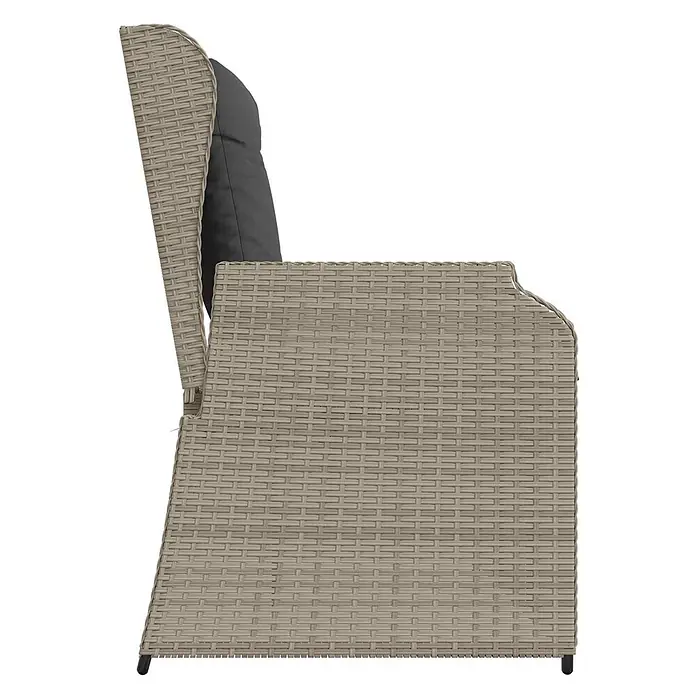 Furnicato Gartenbank Poly-Rattan - B x T x H: 108 x 110 x 95 cm, Hellgrau - Seitenansicht eines hellbeigen geflochtenen Korbsessels mit dunkelgrauem Kissen.