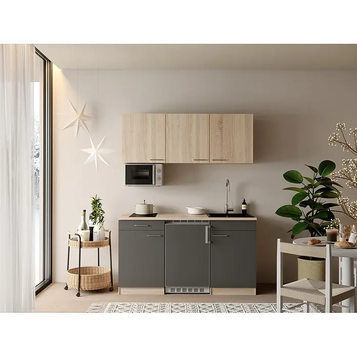 Respekta Miniküche Ingrid - Breite: 150 cm, Grau, Mit Kochfeld + Kühlschrank + Mikrowelle - Kompakte Küchenzeile mit hellen Oberschränken in Holzoptik und dunkelgrauen Unterschränken, inkl. integrierten Geräten.