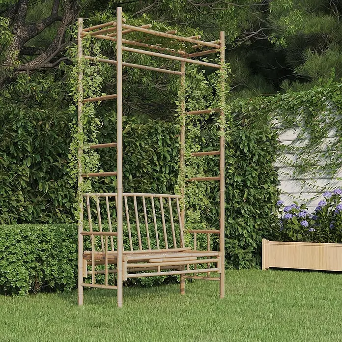 Furnicato Gartenbank Bambus - B x T x H: 116 x 52 x 220 cm, Braun - Bambus-Gartenlaube mit integrierter Bank, teilweise mit Kletterpflanzen bewachsen.