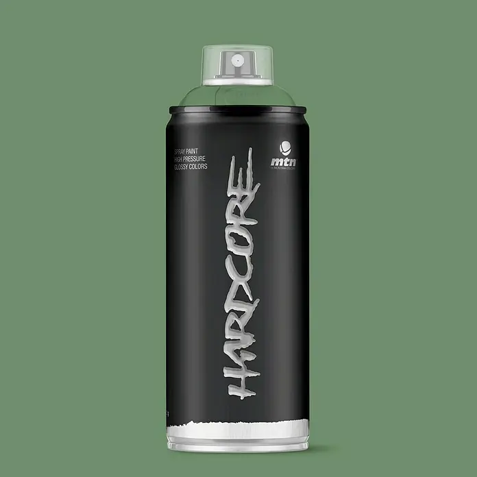 mtn Pintura decorativa en spray Hardcore - Verde caqui, Brillante, 400 ml - Imagen de un aerosol de pintura Montana MTN Hardcore, conocido por su alta presión y colores brillantes, ideal para grafitis y proyectos de arte.