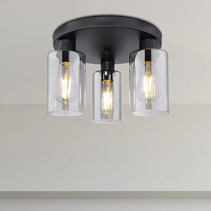 Globo Deckenleuchte Hadera - 40 W, E27 - Schwarze Deckenleuchte aus Metall mit drei klaren Glasschirmen und sichtbaren Edison-Glühbirnen.