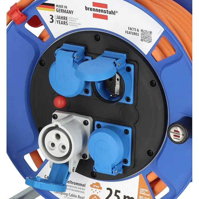 Brennenstuhl Kabeltrommel Garant CEE IP44 Camping H07RB-F 3G2,5 - Kunststoff, 25 m, IP44 - Blaues Brennenstuhl Kabeltrommel mit orangefarbenem 25m Kabel, drei blauen Schuko-Steckdosen und einer weißen CEE-Steckdose.