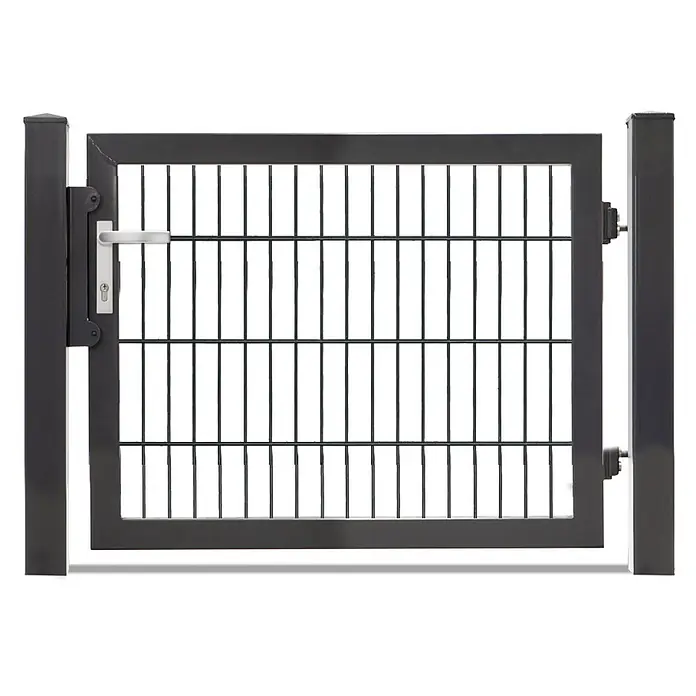 Deutsche Zauntechnik Zauntor Vario Plus S-1F - B x H: 109 x 80 cm, Anthrazitgrau, Stahl - Dunkelgraues Metallgittertor mit integriertem Griff und Schloss, eingerahmt von zwei Pfosten.
