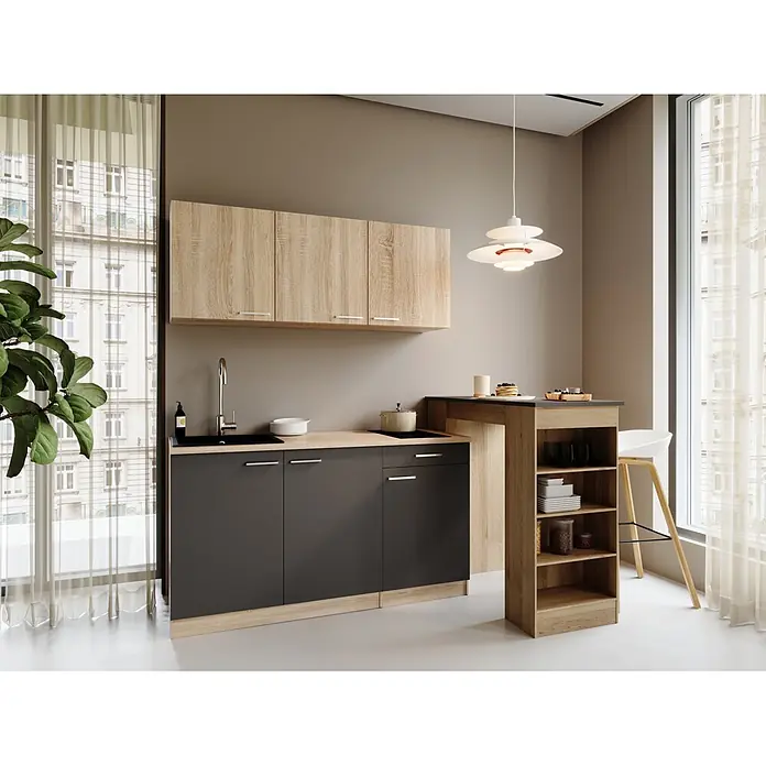Respekta Miniküche Ingrid - Breite: 150 cm, Grau, Mit Bartisch, Mit Kochfeld - Moderne Küchenzeile mit hellen Holz-Oberschränken und dunkelgrauen Unterschränken, Spüle, Kochfeld und integriertem Regal.