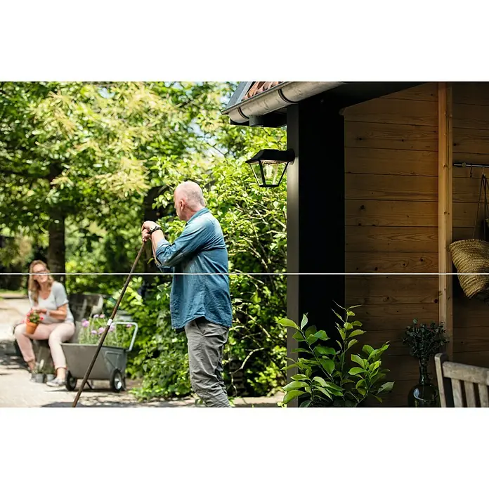 Philips Alpenglow Aplique exterior - 60 W, 17,4 x 20 x 17,9 cm, Negro, IP44 - Iluminación exterior con una lámpara elegante.
