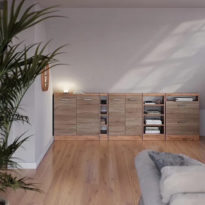 Vicco Schrankküche R-Line Sonoma mit 2 Türen - Sonoma, Dachschrägenschrank 60cm - Modulare Holzschränke und -regale in einem Wohnzimmer, die vielseitigen Stauraum für Bücher und Dekoration bieten.