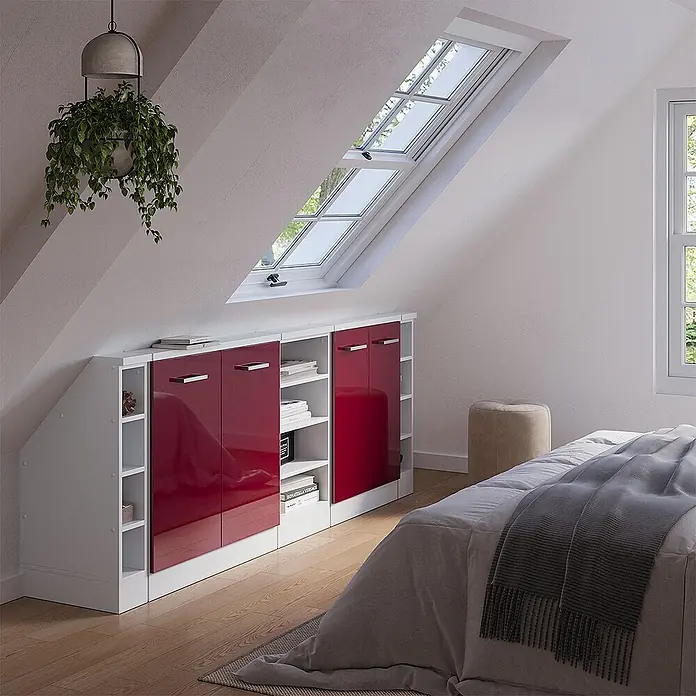 Küchenschrank für Dachschrägen R-Line 210 cm Rot Hochglanz Art.-Nr. 58202 -  - Weiße und glänzend rote modulare Dachschrägenschränke mit offenen Regalen, passend unter eine schräge Decke.