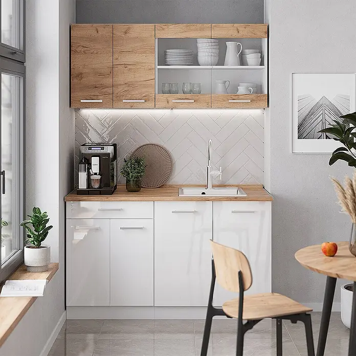 Vicco Singleküche R-Line Weiß/Goldkraft Eiche zweifarbige Schränke, AP Eiche - Weiß, Mit AP Eiche - Moderne Küche mit Holzoptik-Oberschränken, weißen Hochglanz-Unterschränken und einer Arbeitsplatte in Holzoptik, inklusive Kaffeemaschine und Spüle.