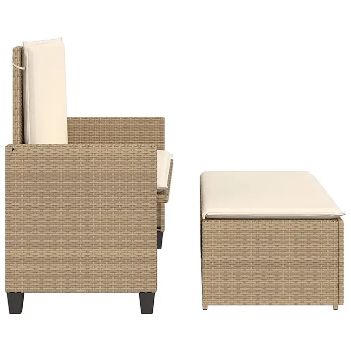Furnicato Gartenbank PE-Rattan - B x T x H: 122 x 115 x 61,5 cm, Beige und Creme - Beigefarbener Polyrattan-Sessel und passender Hocker mit cremefarbenen Kissen, seitlich.