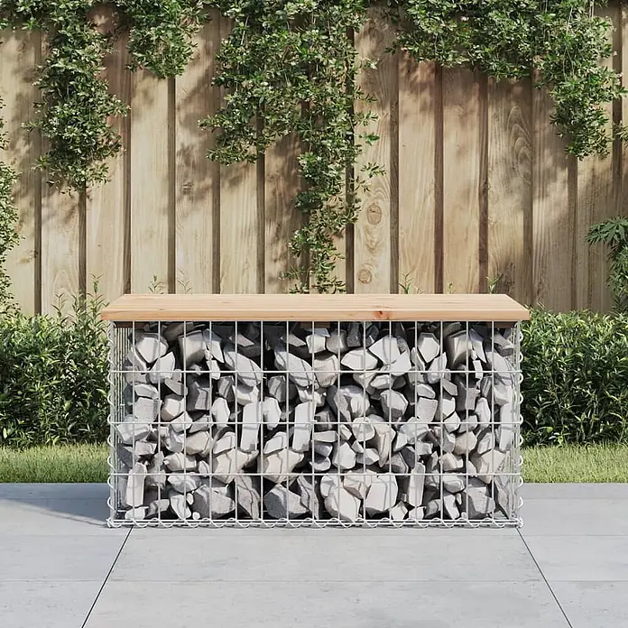 Furnicato Gartenbank - B x T x H: 44 x 83 x 42 cm, Natürliche Kiefer - Gabionenbank mit Metallkorb, gefüllt mit grauen Steinen, und heller Holzauflage, ideal als Sitzgelegenheit im Freien.