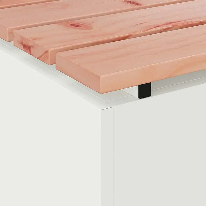 Furnicato Gartenbank Douglasienholz lackiert - B x T x H: 40 x 60 x 43 cm, Weiß - Nahaufnahme von hellen Holzlatten auf einer weißen Basis mit schwarzer Halterung.