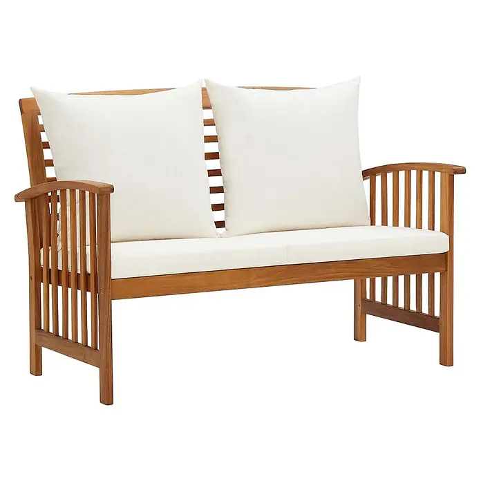 Furnicato Gartenbank Akazien-Massivholz geölt - B x T x H: 67 x 119 x 83 cm, Braun und Creme - Zweisitzige Holzgartenbank mit Lattenrückenlehne und Armlehnen, mit weißen Sitz- und Rückenkissen.
