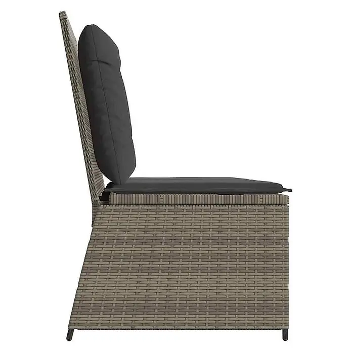 Furnicato Gartenbank - B x T x H: 95 x 108 x 95 cm, Grau - Seitenansicht eines hellbraunen Outdoor-Loungestuhls aus geflochtenem Rattan mit dunkelgrauen Sitz- und Rückenkissen.
