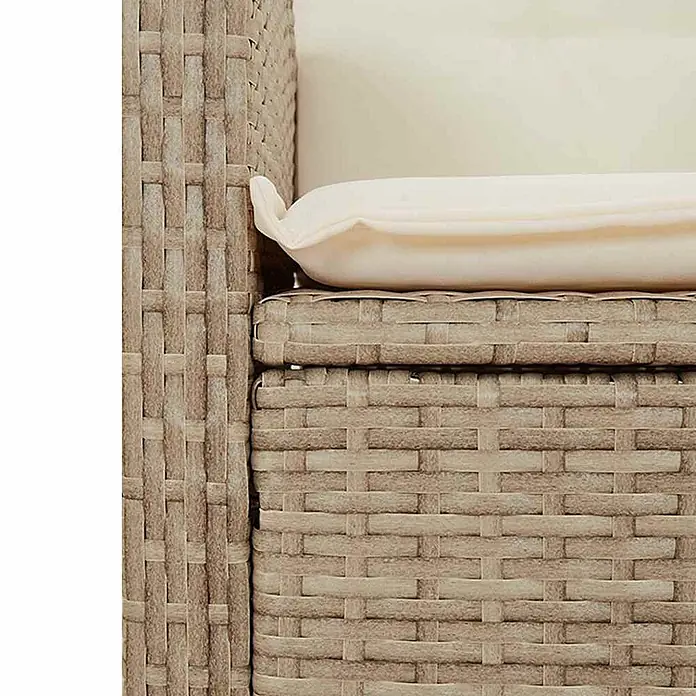 Furnicato Gartenbank PE-Rattan - B x T x H: 105 x 90 x 83 cm, Beige und Creme - Detail von geflochtenen beigefarbenen Rattan-Gartenmöbeln mit cremefarbenem Kissen.