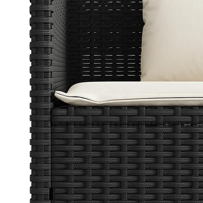 Furnicato Gartenbank - B x T x H: 50 x 50 x 90,5 cm, Schwarz und Creme - Schwarzer geflochtener Rattan-Gartenstuhl mit cremefarbenen Sitz- und Rückenkissen.