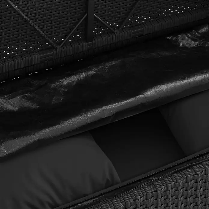 Furnicato Gartenbank - B x T x H: 120 x 50 x 90,5 cm, Schwarz - Schwarze Rattan-Aufbewahrungsbox mit leicht geöffnetem Deckel, der schwarze Kissen zeigt.