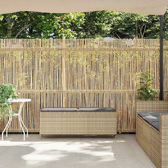 Furnicato Gartenbank - B x T x H: 110 x 30 x 40,5 cm, Beige und Hellgrau - Natürlicher Bambuszaun als Sichtschutz im Außenbereich verwendet.