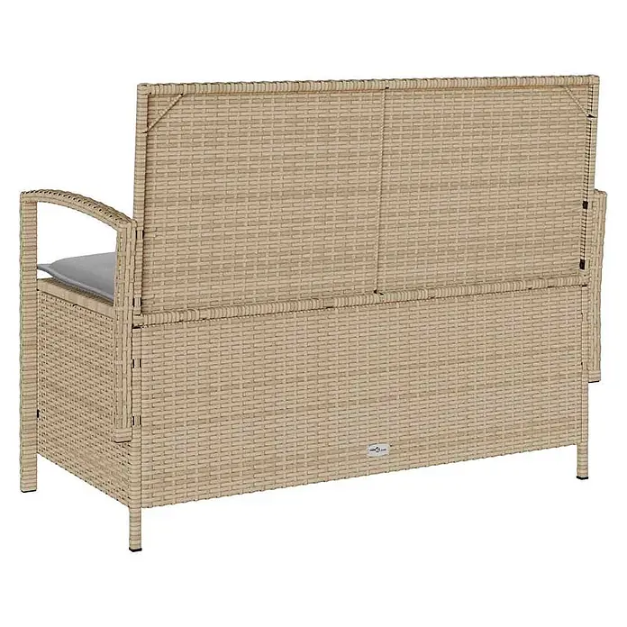 Furnicato Gartenbank - B x T x H: 111 x 56 x 87 cm, Beige und Hellgrau - Beige Polyrattan Gartenbank mit Armlehnen und grauem Kissen, von hinten und der Seite gezeigt.