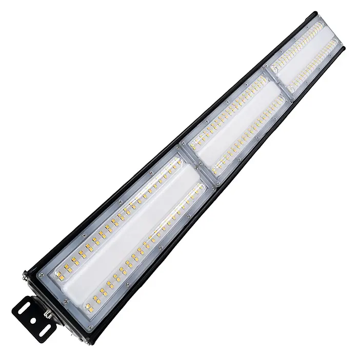 Luxula LED-Strahler LED-Hallenstrahler - 150 W, 18.000 lm, 5.000 K, IP65 - Lange schwarze LED-Streifenleuchte mit mehreren rechteckigen Abschnitten aus gelben und weißen LED-Chips. Inklusive Montagehalterung.