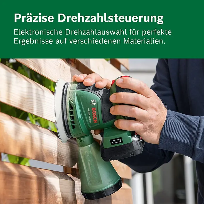 Bosch Power for All 18V Akku-Exzenterschleifer UniversalOrbit 18V-20 - 18 V, Ohne Akku, Durchmesser Schleifteller: 125 mm - Grüner Bosch-Exzenterschleifer in Gebrauch, der von einer Person einen Holzzaun glättet, mit präziser elektronischer Drehzahleinstellung.