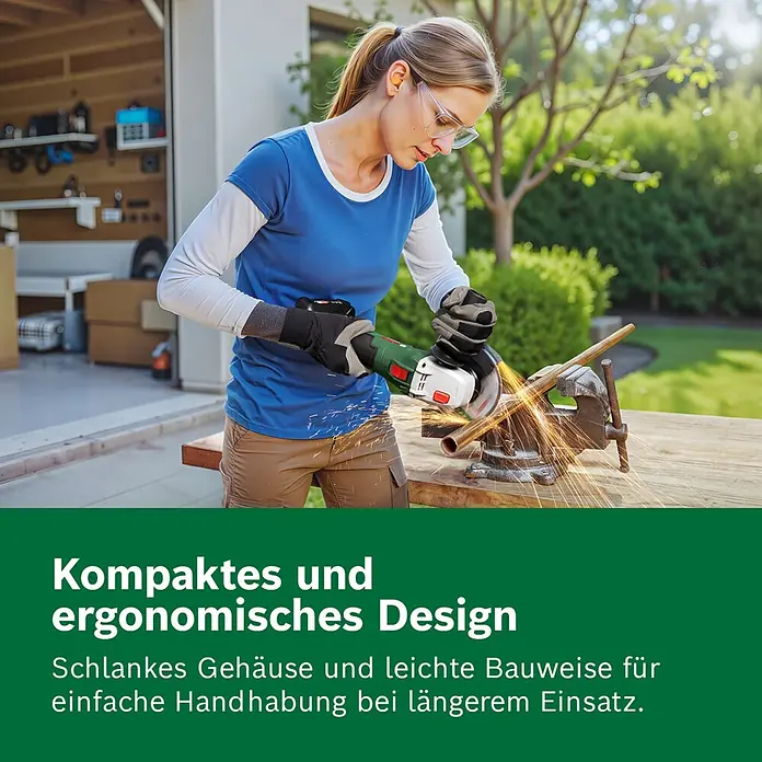 Bosch Power for All 18V Akku-Winkelschleifer PWS 18V-70 - 18 V, Ohne Akku, Durchmesser Scheibe: 125 mm - Frau in Schutzbrille schneidet Metallrohr mit einem grünen Winkelschleifer, Funken sprühen.