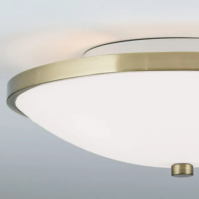 Orion Leuchten Deckenleuchte rund - E27 - Messingfarbene Deckenleuchte mit weißem, mattiertem Glasdiffusor.