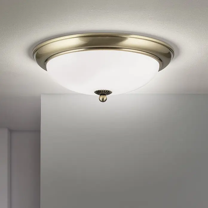 Orion Leuchten Deckenleuchte rund - E27 - Bündige Deckenleuchte mit Antikmessing-Finish, mattweißem Glas und dekorativem Knauf.